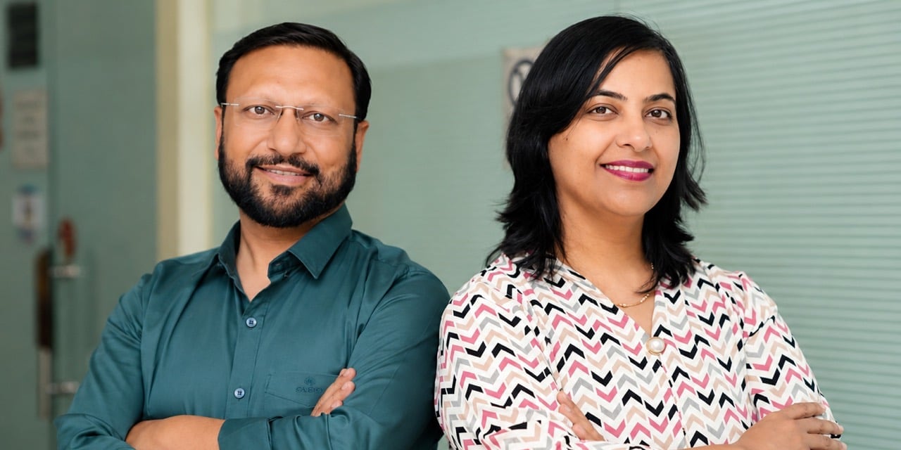 Dr. Raman Mittal and Dr. Seema Mittal at I·PLAST